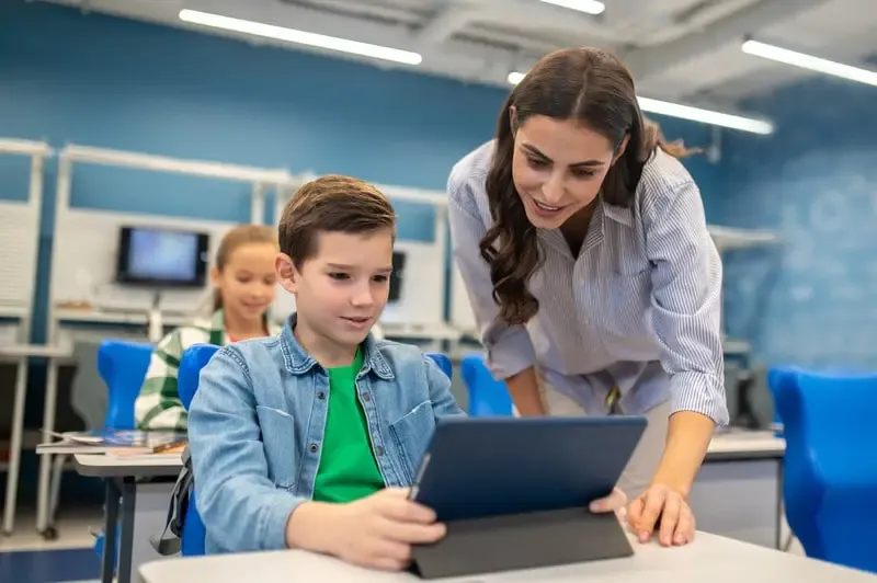 SMS implementation for EduTech businesses